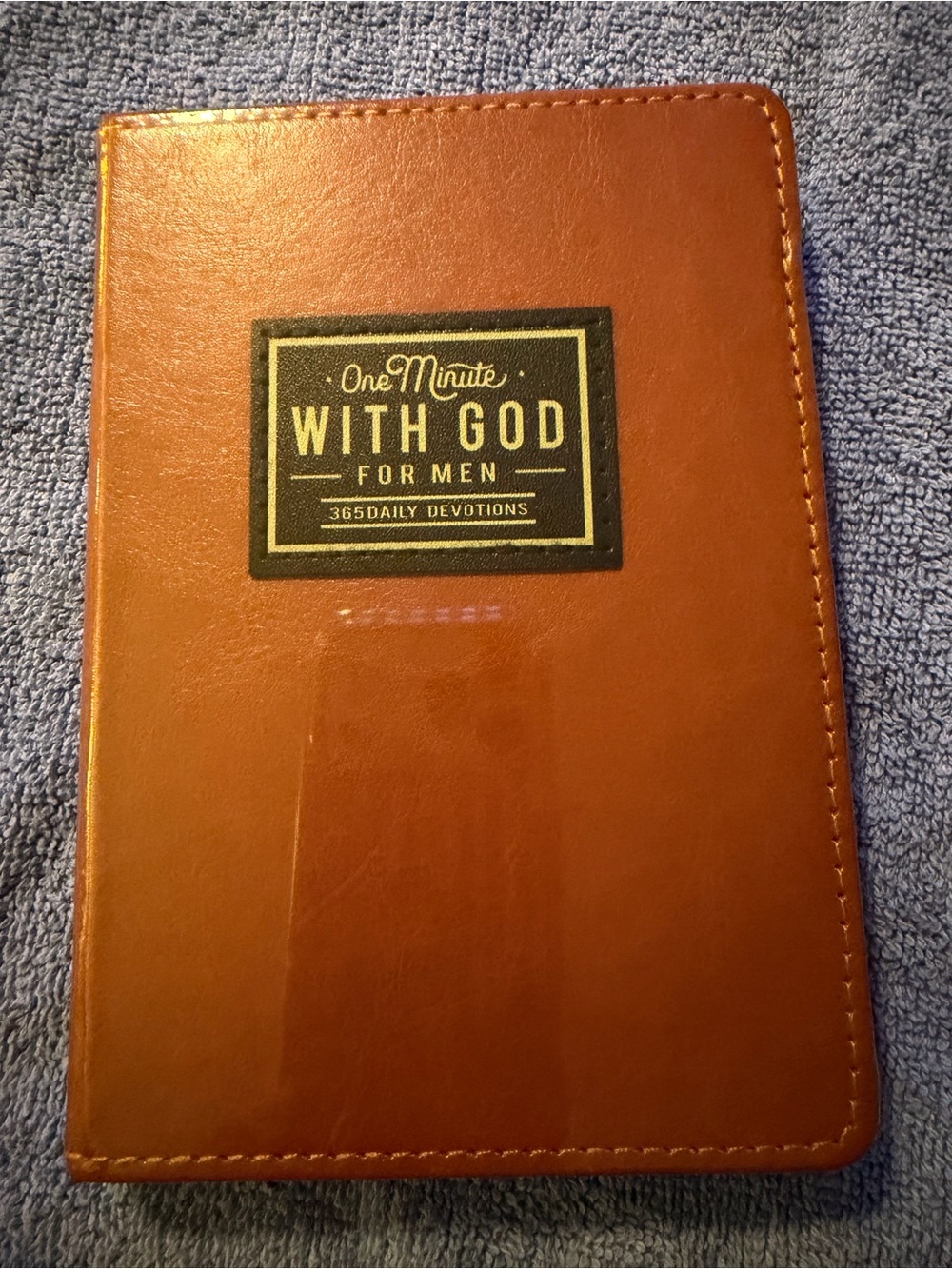 One Minute With God for Men - Brown Daily Devotional